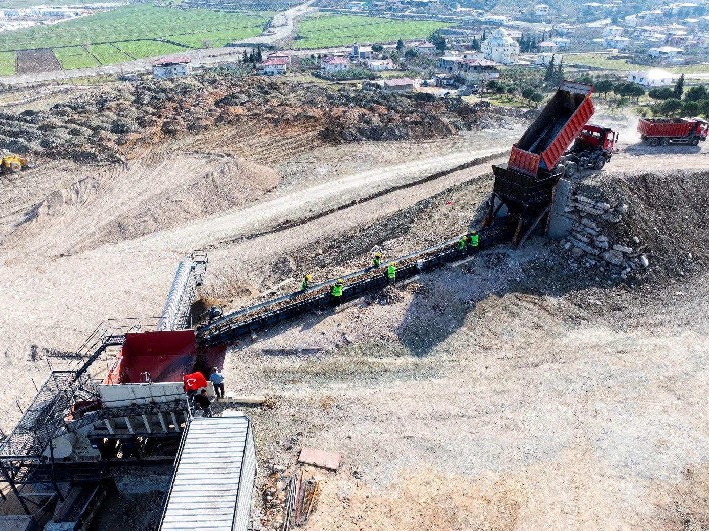 Recycled Concrete Aggregate: Uses and Benefits - Uurmak Crushing and  Screening Plants